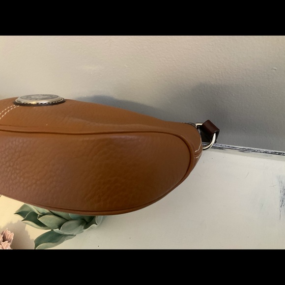 Dooney & Bourke Brown Leather Shoulders Bag - Picture 11 of 14